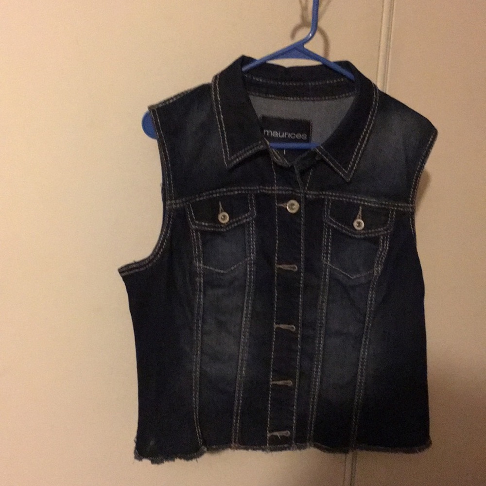 Jean Vest